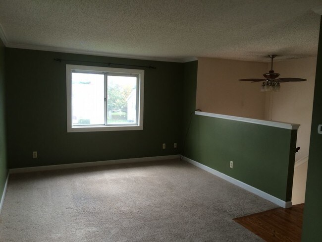 Foto del edificio - 406 Glenfield Ct.