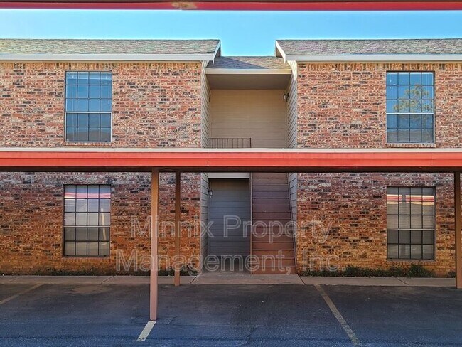 Building Photo - 2901 W Louisiana Ave