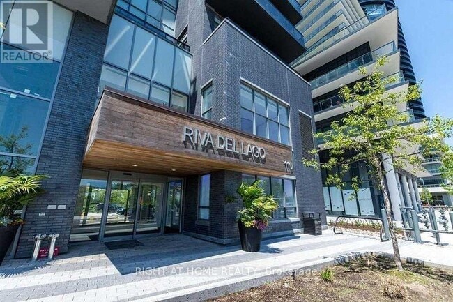 Building Photo - 110 Marine Parade Dr