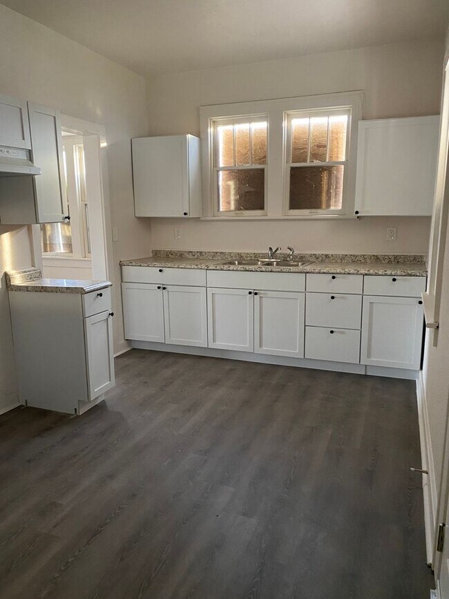 Foto del edificio - LIMITED TIME**NO APPLICATION FEE**1/2 OFF ...