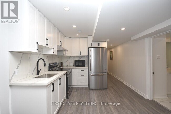 Building Photo - 35 Hubner Ave