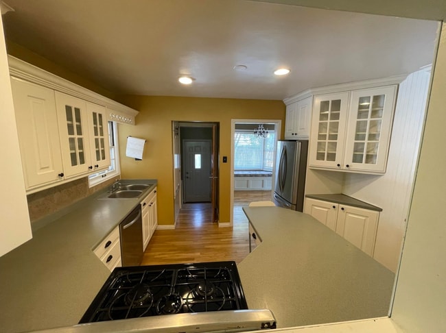 Building Photo - Charming 3 Bedroom Home in Sugarhouse!