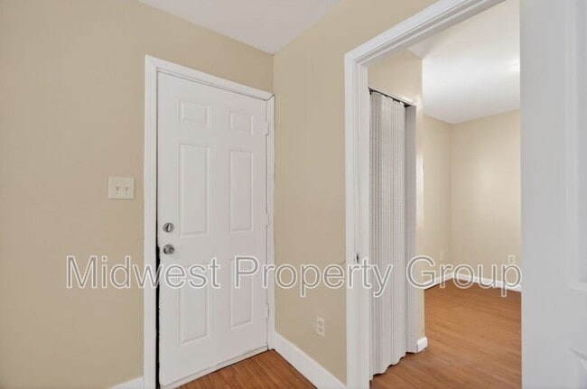 Building Photo - 159 Barto Dr