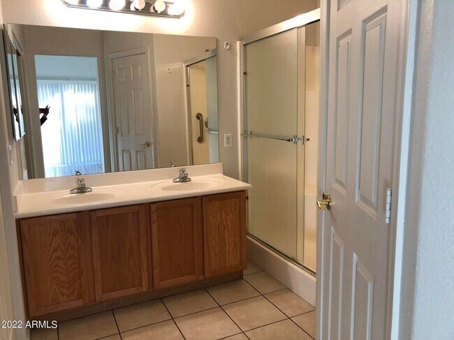 Foto del edificio - 15109 N 29th St