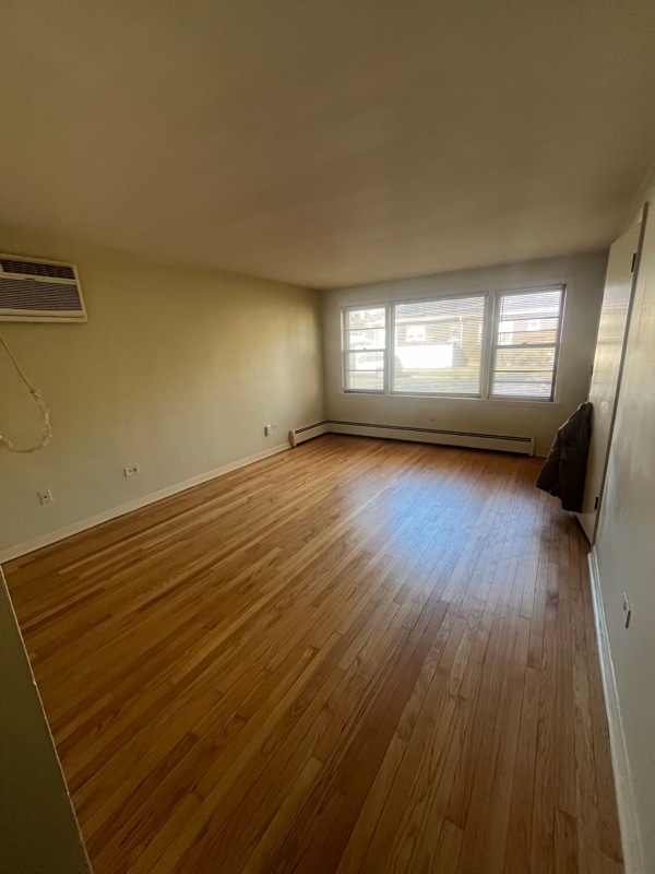 Photo - 2435 W 123rd St Apartment