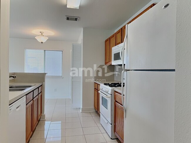 Foto del edificio - 19715 Hidden Shadow Ln