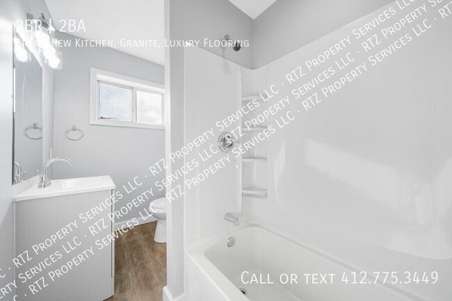 Building Photo - 705 Burbridge St