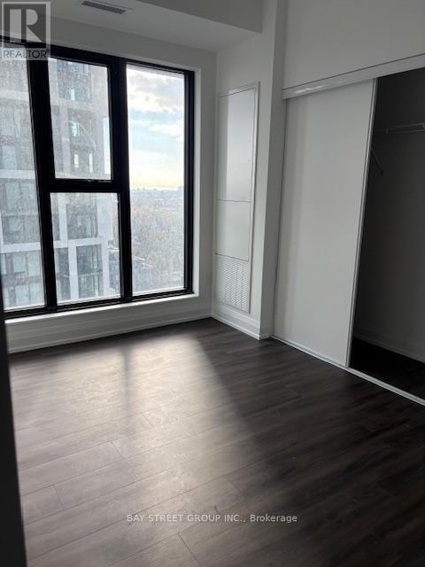 Building Photo - 20 Soudan Ave