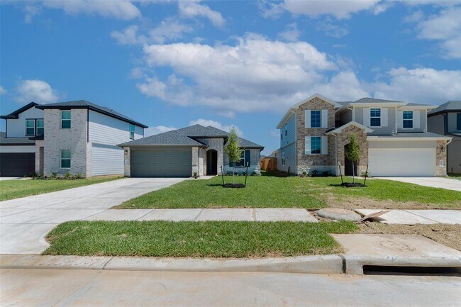 Building Photo - 4302 Freya Pointe Dr
