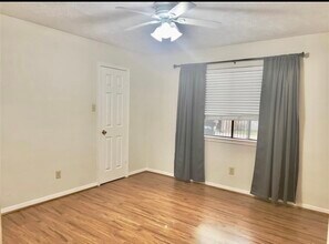 Building Photo - 22527 Wildwood Grove Dr