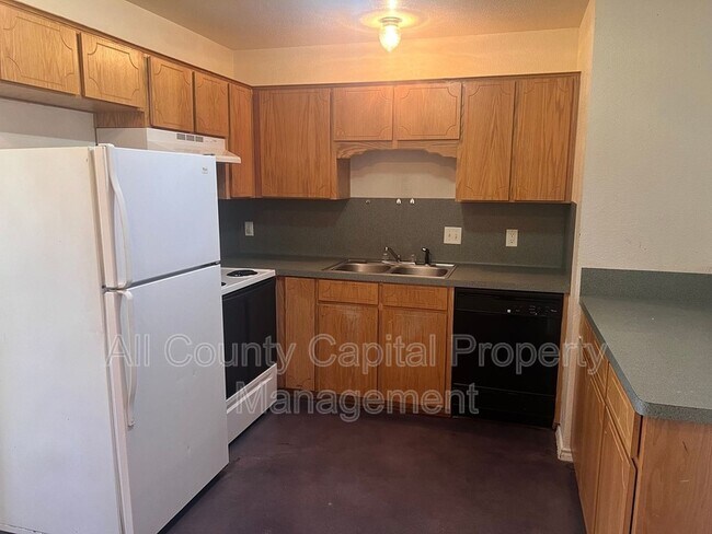 Foto del edificio - 4404 Mattie Dr