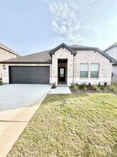 Building Photo - 2221 Currents Rd