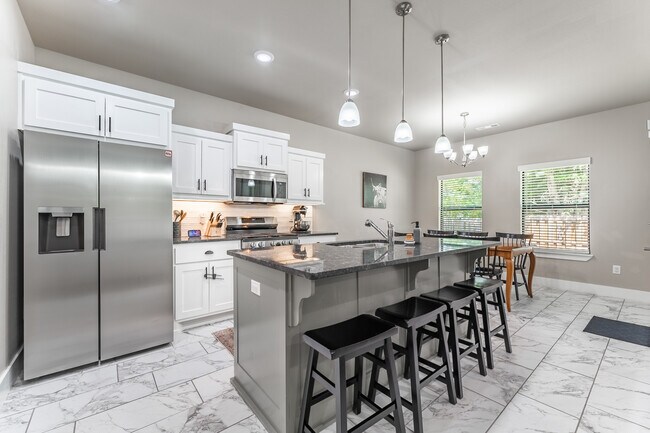 Foto del edificio - 201 Tricha Cir SW