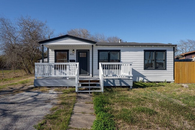 Building Photo - 406 Robert Dr