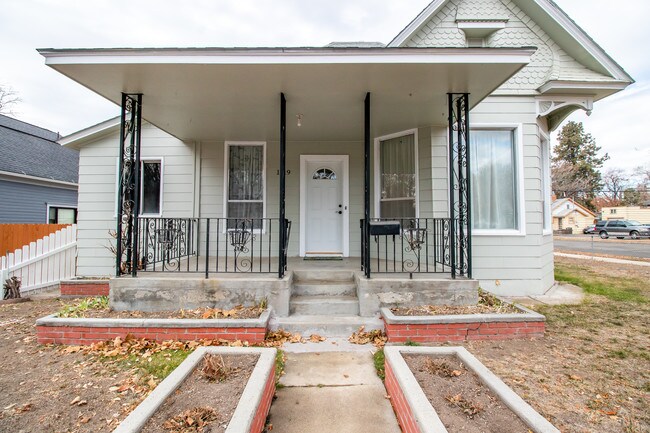 Building Photo - 1719 N 9th St