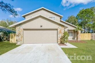 Building Photo - 16137 Ravendale Dr