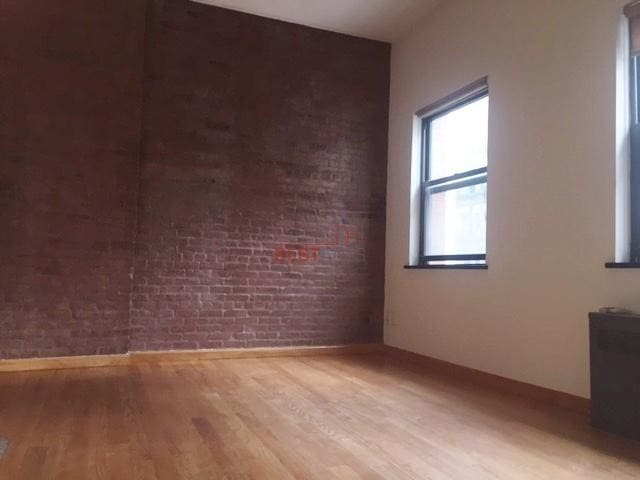 Primary Photo - 75 Bleecker St