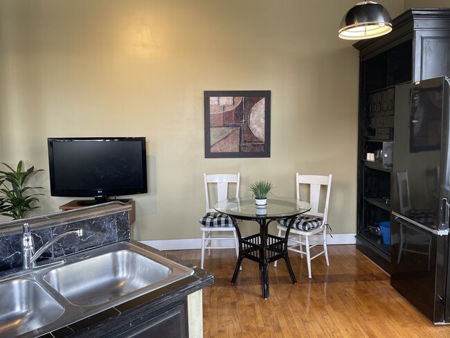 Foto del edificio - 4515 Olive St