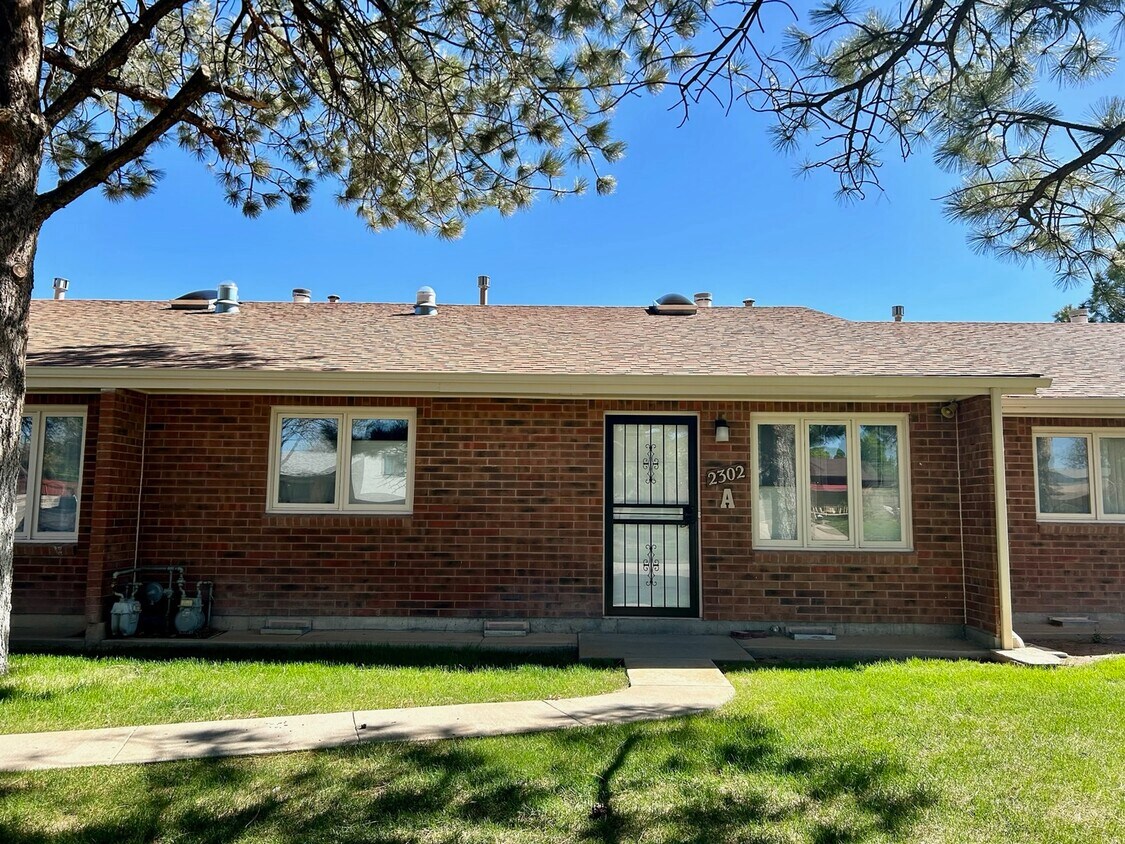 Foto principal - 2302 Cartier Dr