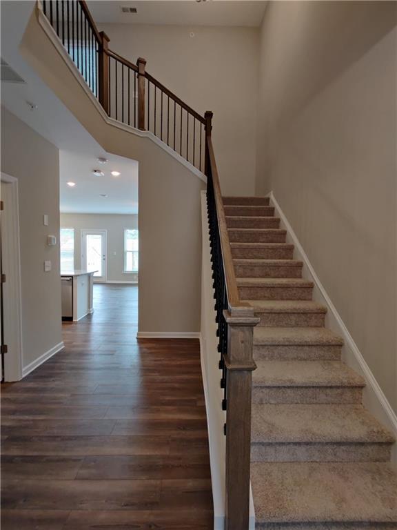 Building Photo - 1351 Endicott Ct