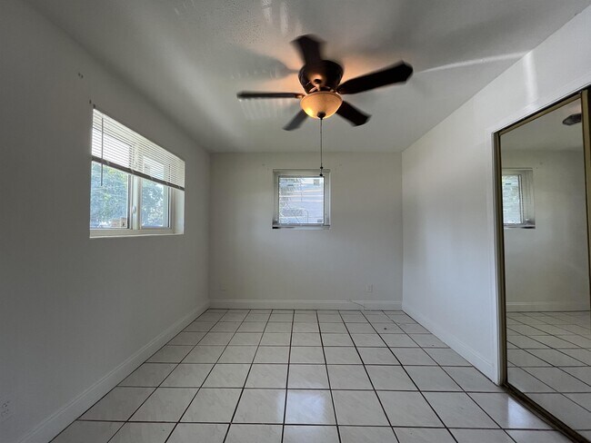 Building Photo - 6877 SW 16th Ct