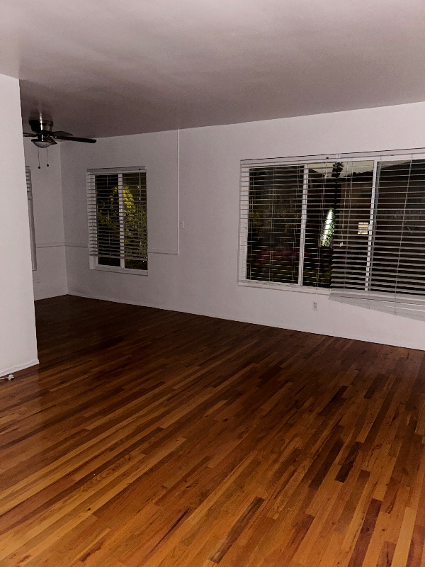 Primary Photo - 4800 Beverly Blvd