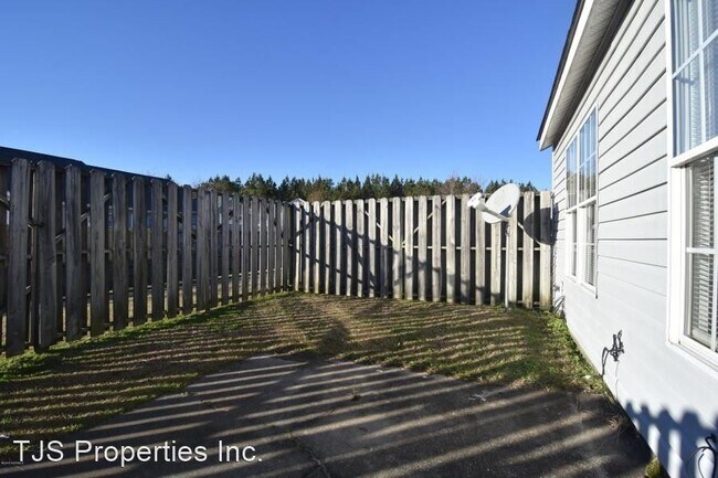 Foto del edificio - 2 br, 2 bath House - 117 Nathan Tisdale Lane
