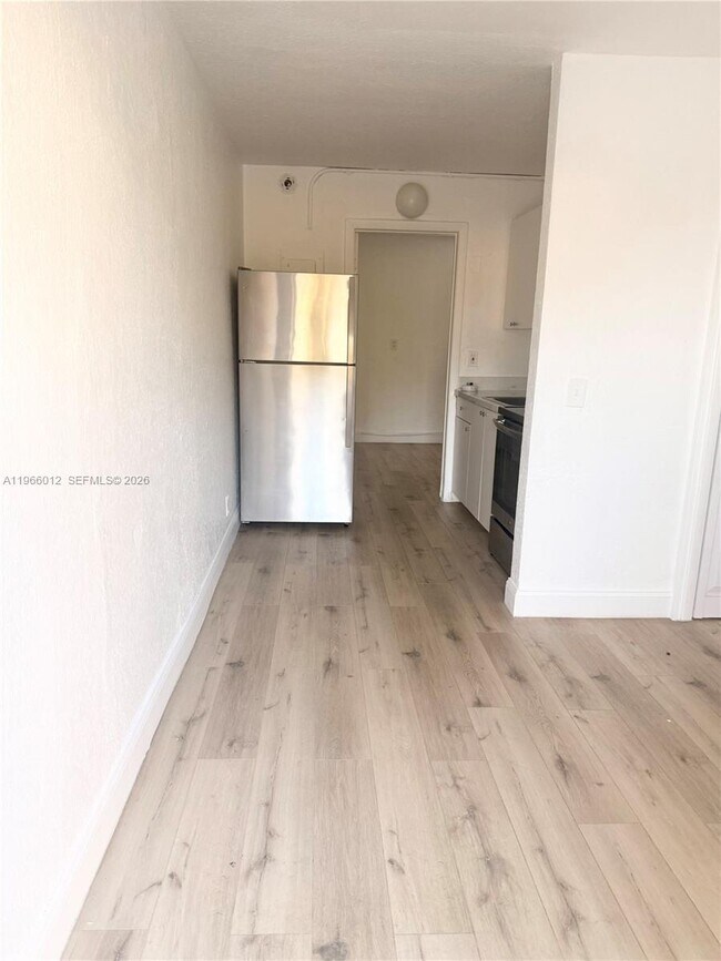 Foto del edificio - 539 NW 1st Ave