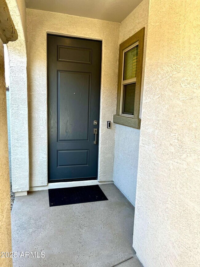 Building Photo - 9846 E Talon Ave