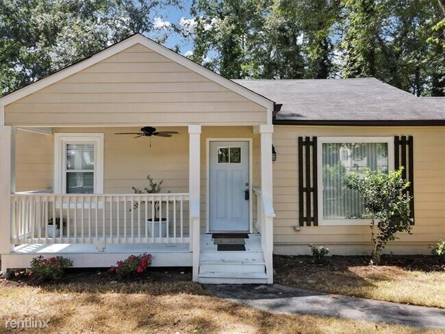 Building Photo - 3 br, 2 bath House - 1165 Graymont Drive SW