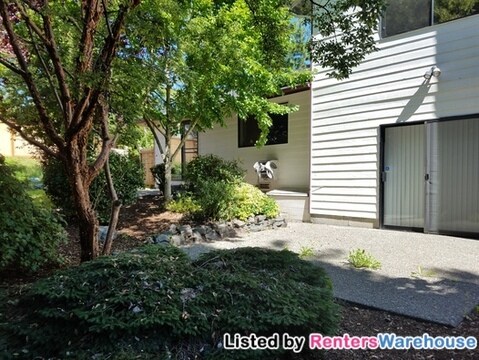 Building Photo - 824 149th St SW