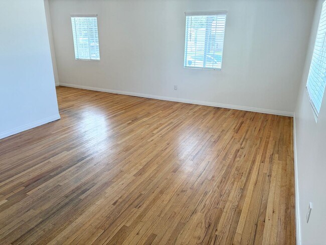 Foto del edificio - 5002 N Aspan Ave