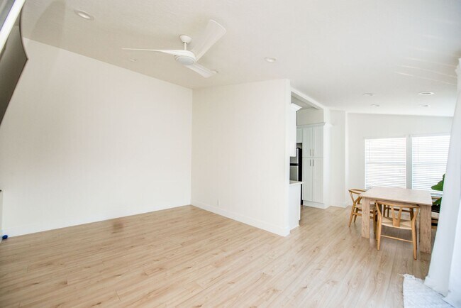 Building Photo - 189 Pasto Rico