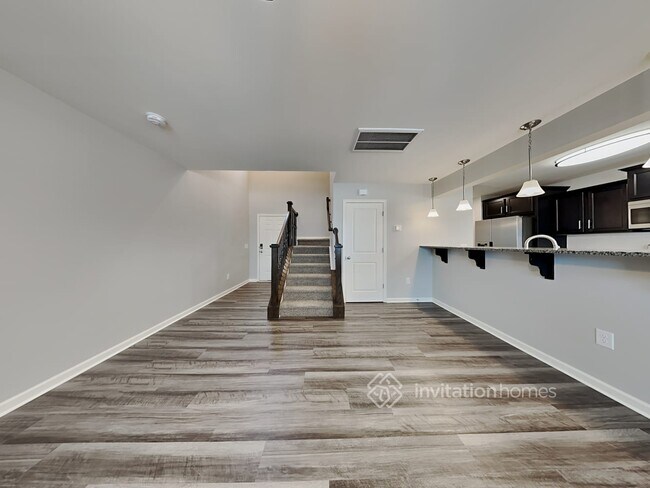 Building Photo - 5032 Red Poll Dr