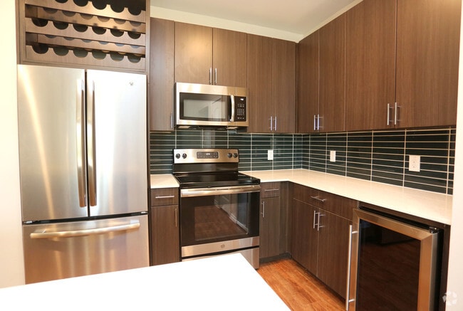 Interior Photo - Oxford At Lake View