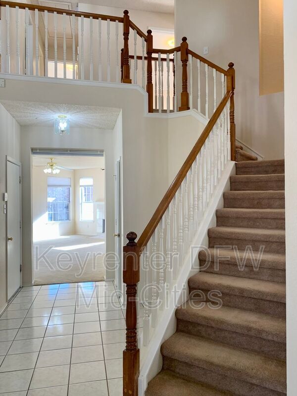 Foto del edificio - 2320 Kittyhawk Dr