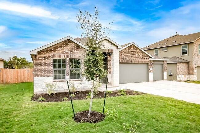 Building Photo - 112 Juniper Springs Rd