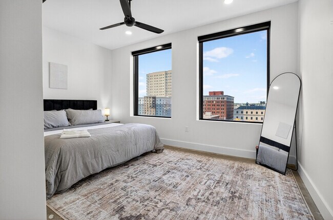 Foto del edificio - 310 S Boulder Ave