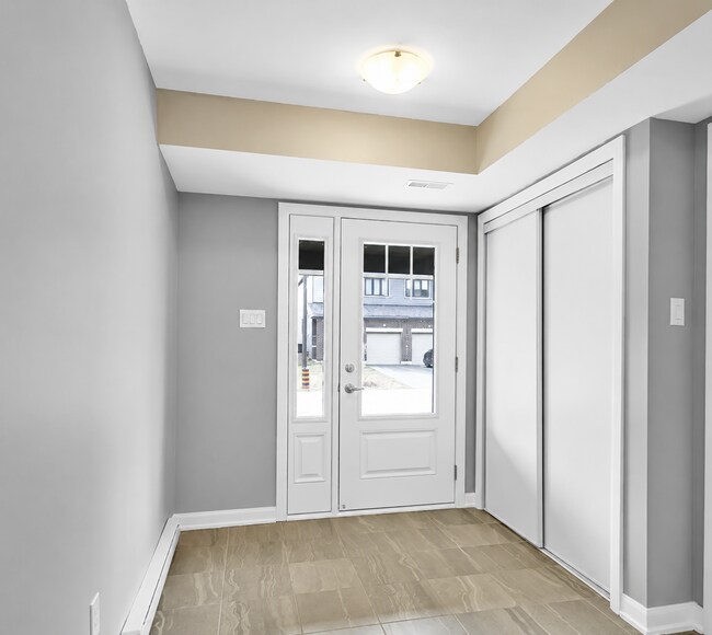 Building Photo - 44 Teelin Cir