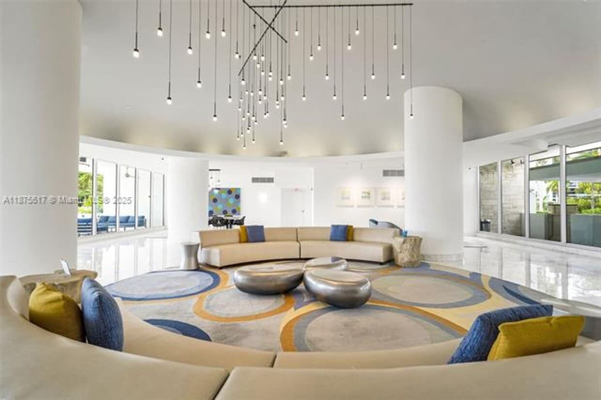 Photo - 1000 West Ave unit 224 (A11875617)