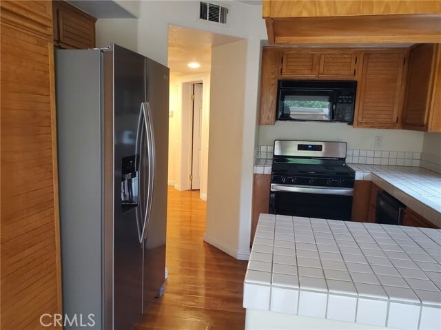 Building Photo - 8090 E Goldenrod Ln