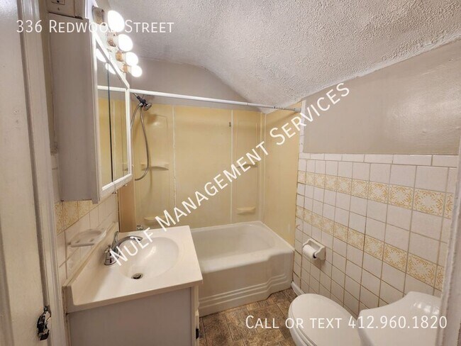 Foto del edificio - 336 Redwood St