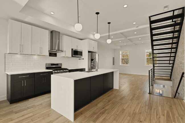 Photo - Penthouse 2BR/2.5BA with 3 Private Outdoor...