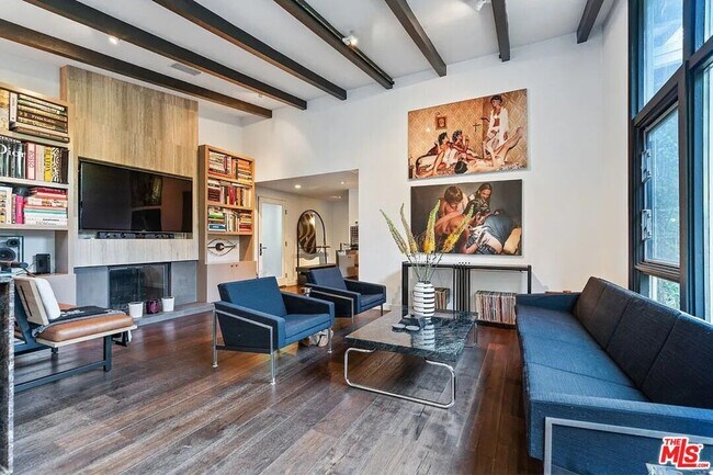 Foto del edificio - 8581 Appian Way