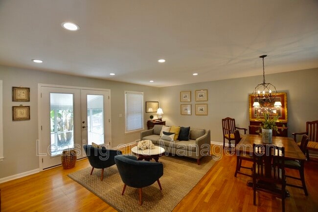 Building Photo - 2920 Limestone Blvd