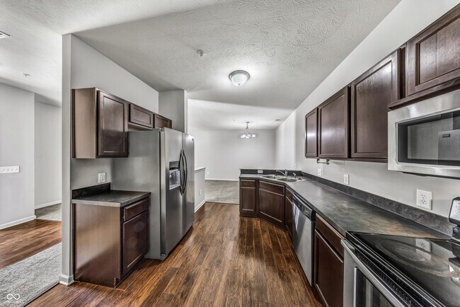 Foto del edificio - 12030 Zircon Ln