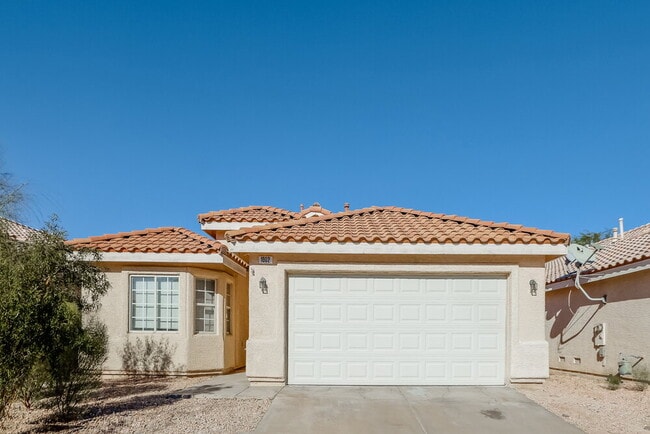 Building Photo - 1002 Emerald Stone Ave