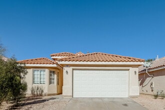 Building Photo - 1002 Emerald Stone Ave