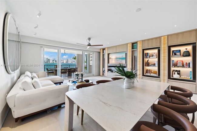 Building Photo - 4922 Fisher Island Dr