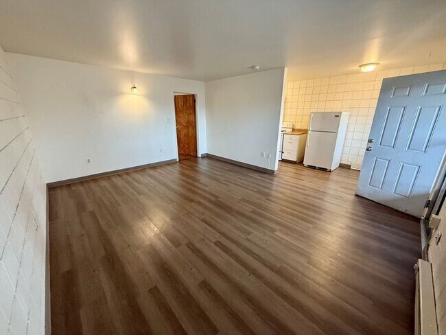 Foto del edificio - Move in specials - Pick One - 1st month free or $100 off monthly rent. Flexible lease terms are a...